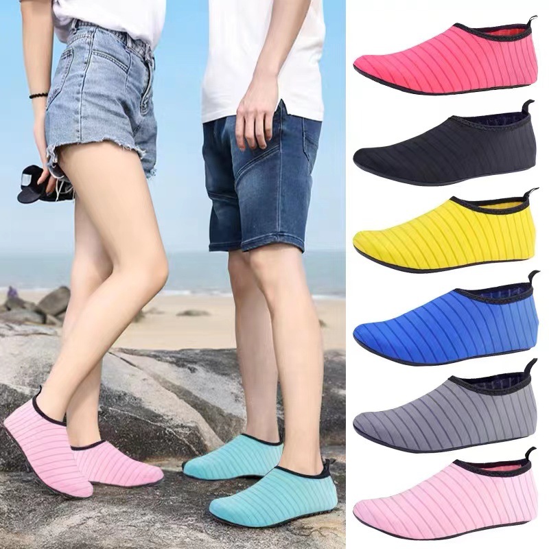 Aquatic Sports Shoes - 1 paire de chaussures aquatiques pour